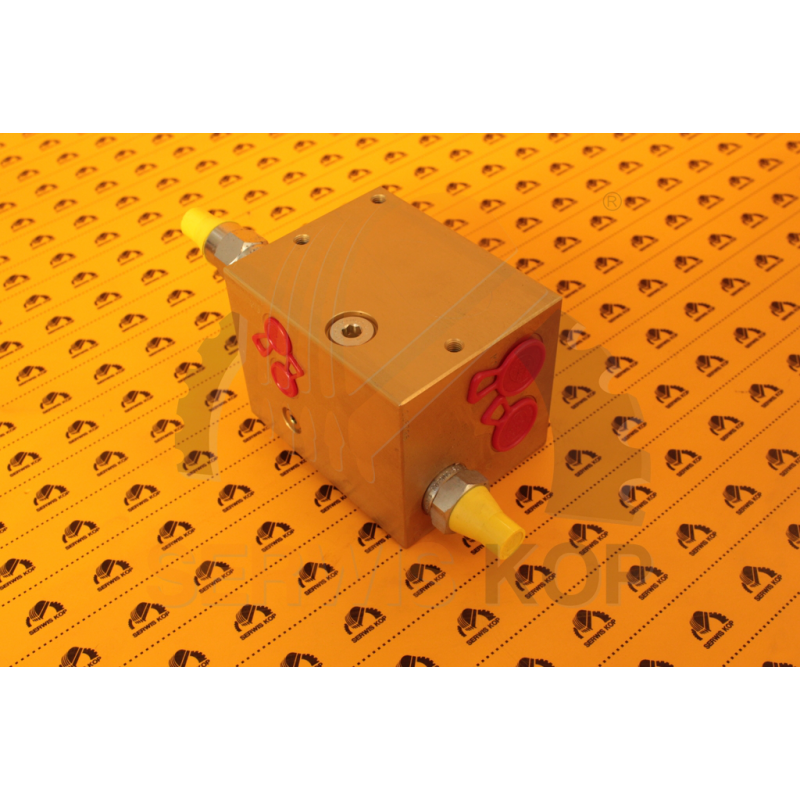 Valve block suitable for JCB sweeper