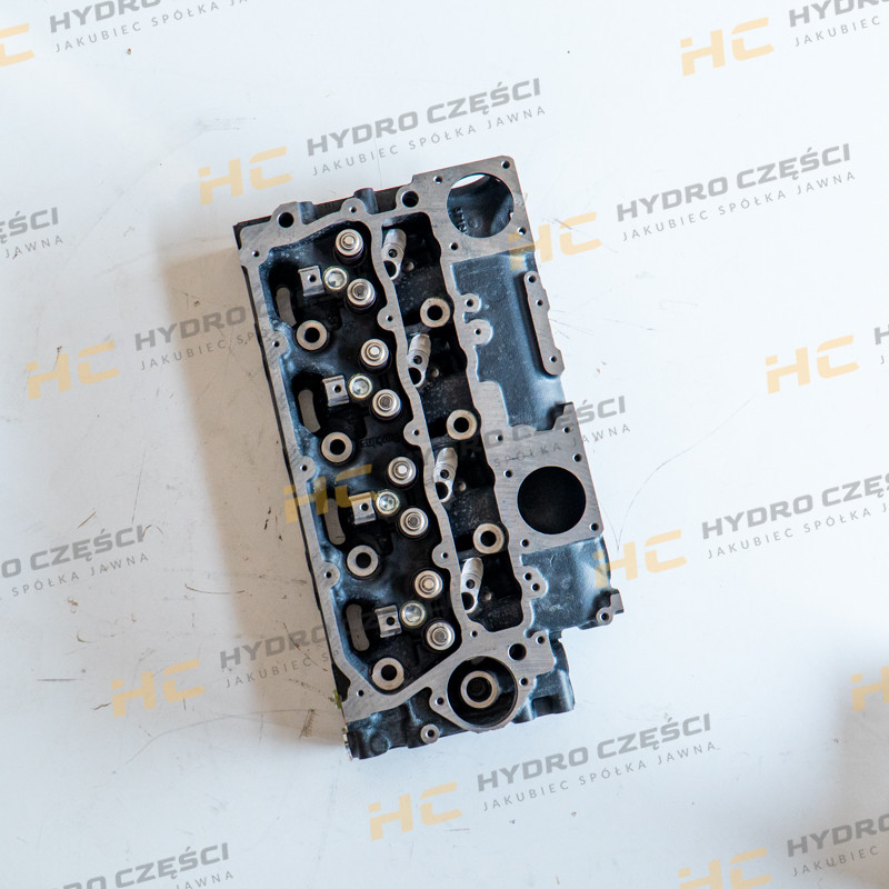 JCB головка двигателя PERKINS 1104.4-PERKINS