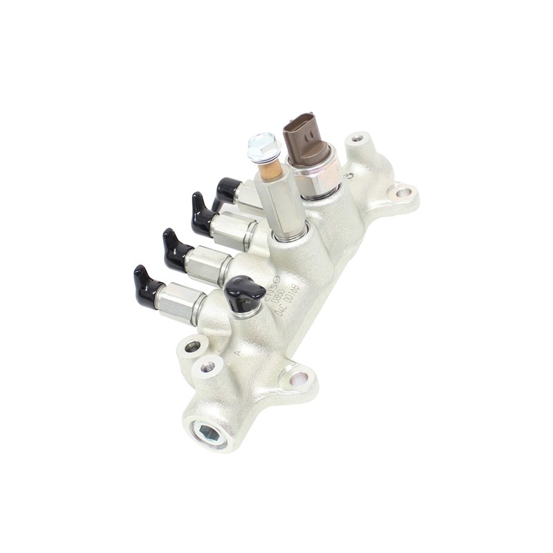 Fuel rail suitable for JCB JS excavators