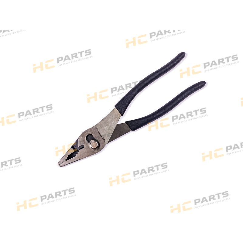 Universal pliers, spacing reinforced jaws