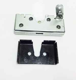 84303435 замок капота