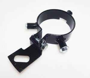 Al155689 держатель глушителя