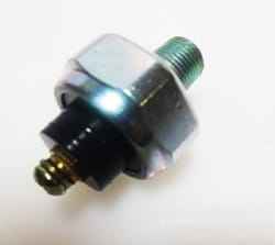 AM100856 датчик давления масла