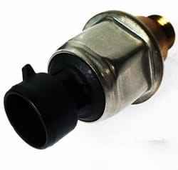 RE272647 датчик давления масла