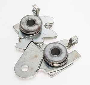 AL157575 замок капота