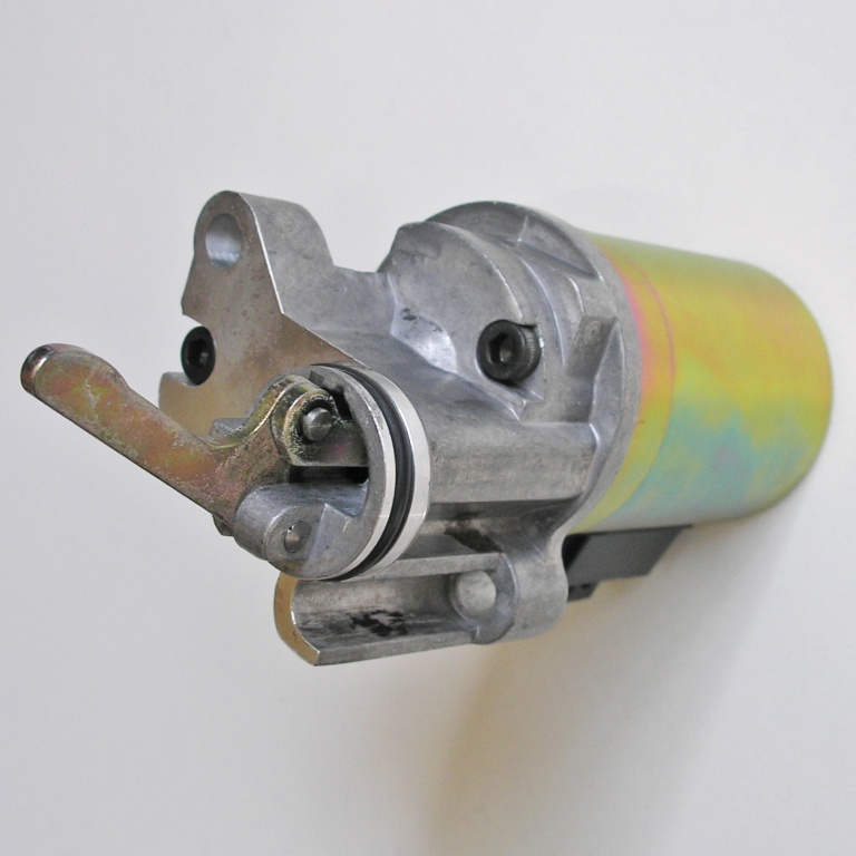 Катушка пожаротушения двигателя Deutz 1012 / 2012-24V