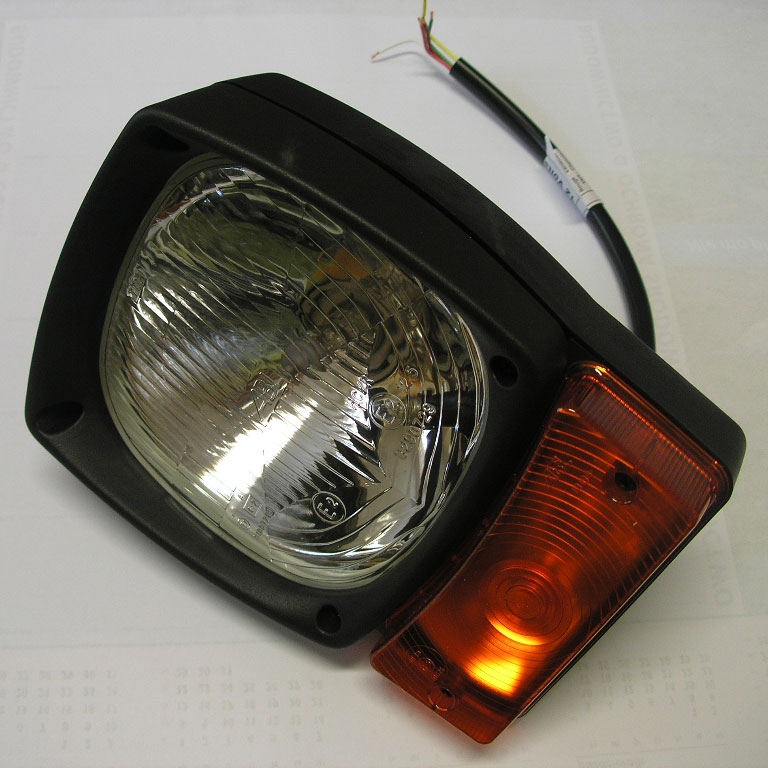 Фара передняя Cat 428 C