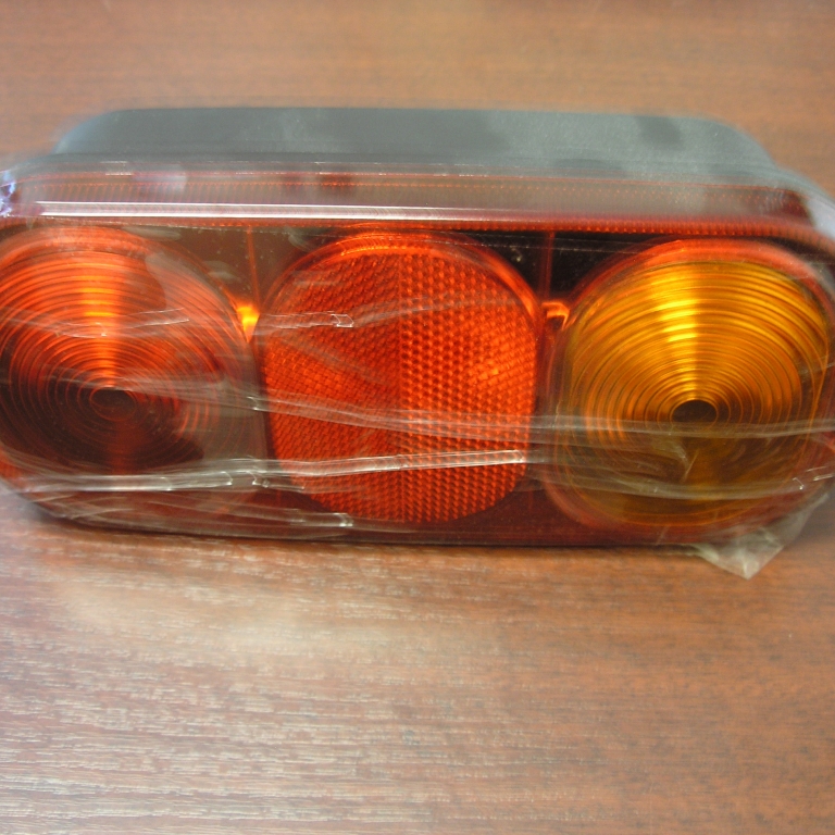 Задний фонарь JCB 3CX / 4CX / после 2001 года