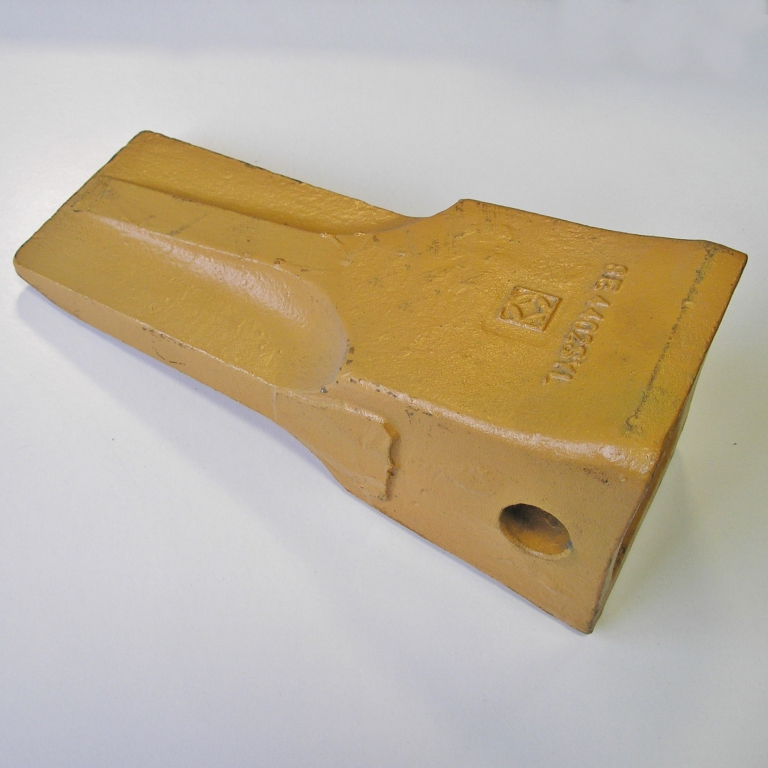 Крышка зуба CAT J400 / стандарт