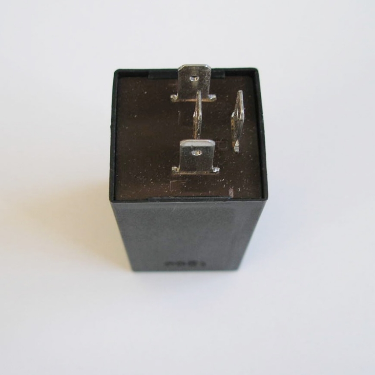 Реле указателя поворота 4 контакта /24 в