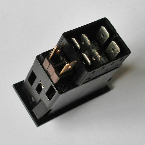Кнопочный переключатель 12V On-On - 6 pin