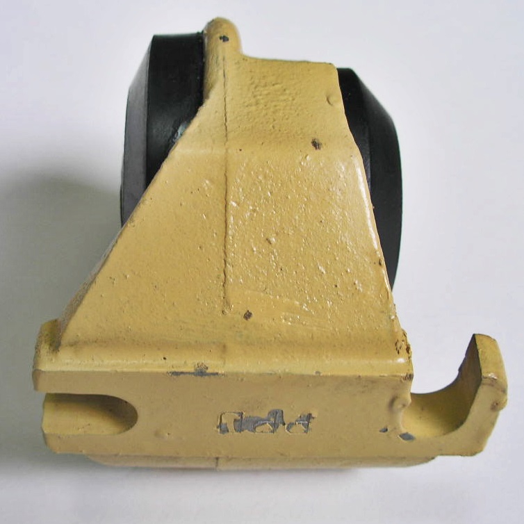 Подушка двигателя Liebherr A 900 / A 316