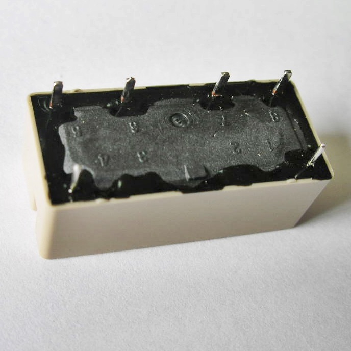 Электромагнитное реле Liebherr