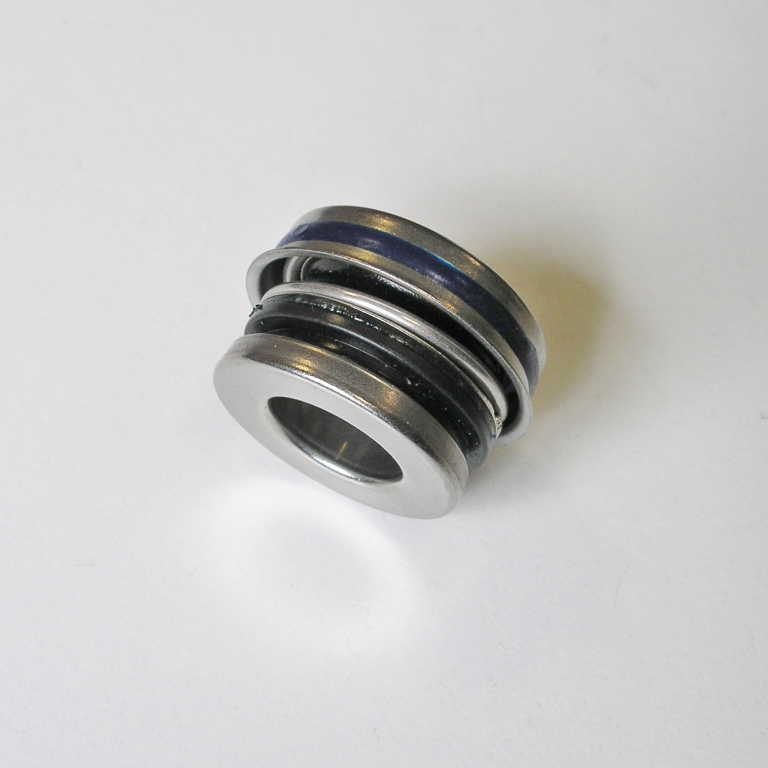 Водяные насосы Liebherr 924-934