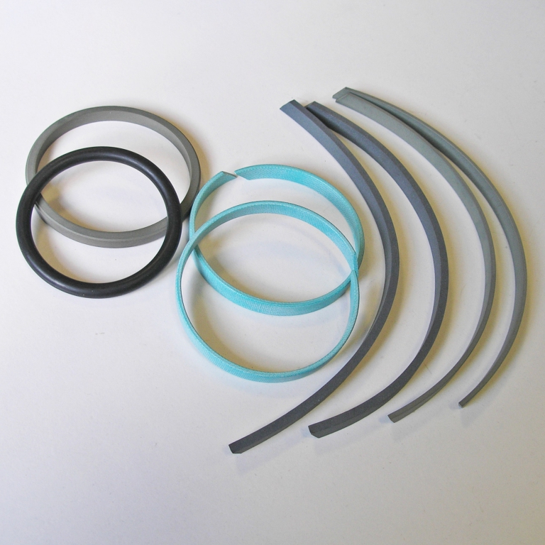 Комплект уплотнений поршня DS 9113351