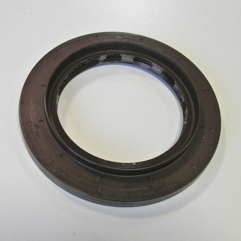 Уплотнение вала переднее Liebherr 566