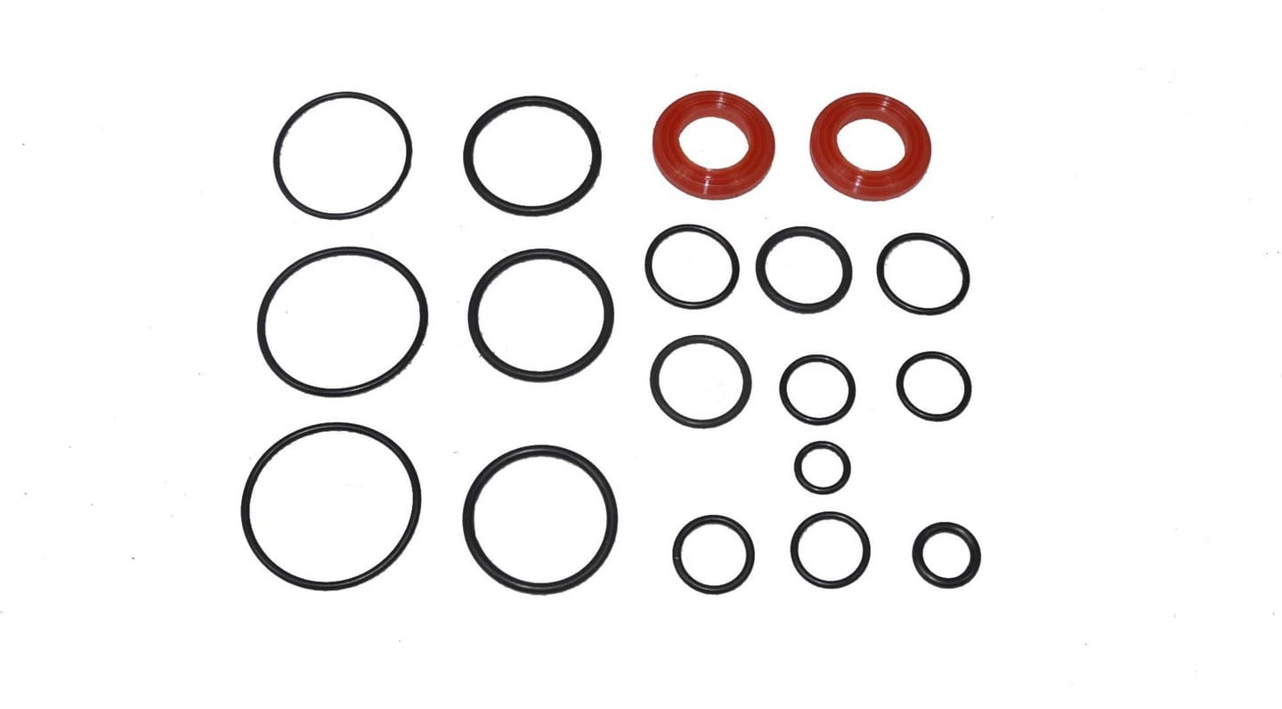 УПЛОТНЕНИЯ РАСПРЕДЕЛИТЕЛЯ VOLVO BL 60 61 70 71