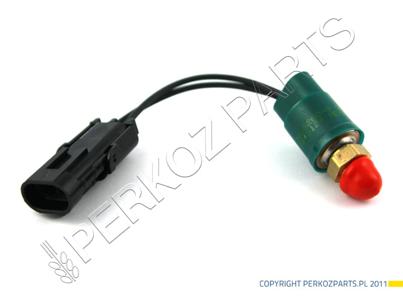 ДАТЧИК ДАВЛЕНИЯ КОРОБКИ ПЕРЕДАЧ NEW HOLLAND 89846124 - 9846124