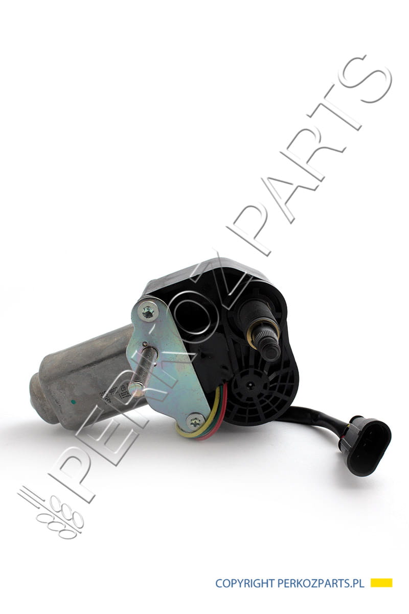 ДВИГАТЕЛЬ СТЕКЛООЧИСТИТЕЛЯ NEW HOLLAND CASE 47512620-84346680